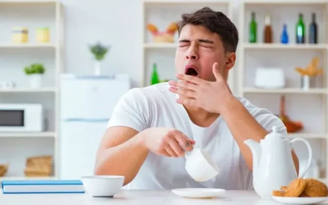 چرا بیدار شدن در صبح‌های فصل پاییز دشوار است؟