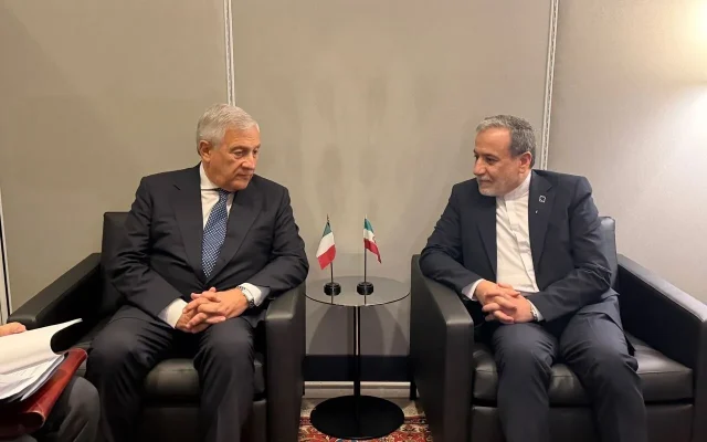 عراقچی: ایران دیپلماسی را ابزاری موثر در راستای دفاع از حاکمیت ملی و منافع مشروع خود می‌داند / آنتونیو تایانی: خواستار تلاش مضاعف همه طرف‌ها برای کاهش تنش هستیم