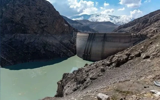 هواشناسی: تهران ۴۰ درصد کم بارشی دارد/ بارش پاییزی می‌تواند بحران آب پایتخت را کاهش دهد، اما منابع پر نمی‌شوند/ استان‌های سمنان، اصفهان، یزد، قم، مرکزی و قزوین به شدت در معرض خشکسالی قرار دارند