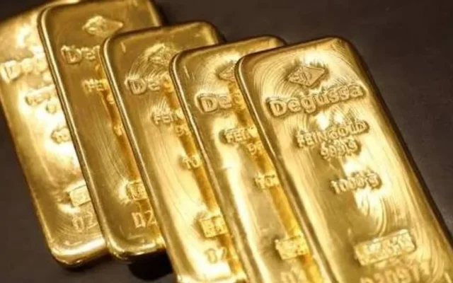 کاهش ملایم قیمت طلا در بازار جهانی