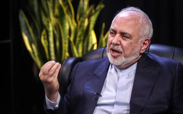 ظریف: ما باید از امنیتِ “در تقابل با یکدیگر” به سوی امنیتِ “همراه با یکدیگر” حرکت کنیم / هیچ کشوری نمی‌تواند با ایجاد ناامنی برای کشوری دیگر، به امنیتی پایدار دست یابد/ تجربه گذشته نشان داده است برتری نظامی به تنهایی مشروعیت سیاسی به بار نمی‌آورد، تحریم و اجبار ثبات ایجاد نمی‌کند و تضمین‌های خارجی نمی‌توانند جایگزین ترتیبات منطقه‌ای شوند