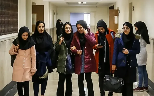 پوشش متناسب با محیط دانشگاه الزامی شد