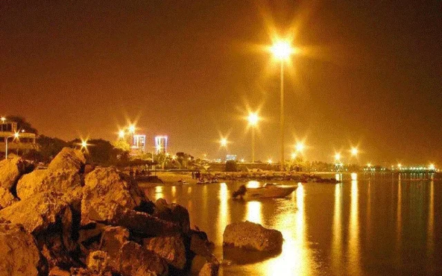 روز ۲۱۳ جنگ | عراقچی: منتظر پاسخ آمریکا هستیم | ترامپ: من به ایران هیچ‌چیز پیشنهاد نکردم | صدای انفجار در قشم
