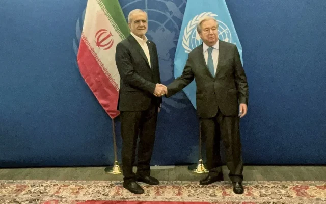 پزشکیان: هدف ایران دستیابی و بهره‌مندی از دانش و فناوری صلح‌آمیز هسته‌ای است و نه تولید سلاح هسته‌ای / ایران خواهان صلح و امنیت در منطقه است / گوترش: ایران در هفته‌های اخیر درباره شرایط موجود، راهکارهایی را مطرح کرده و ابراز امیدواریم این تلاش‌ها هرچه سریع‌تر به نتیجه برسد/ بر اساس ارزیابی ها معتقدم، ایران به دنبال دستیابی به سلاح هسته‌ای نیست