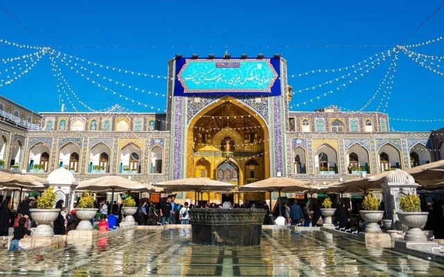 نصب کتیبه‌های ولادت امام حسن عسکری علیه السلام در حرم رضوی