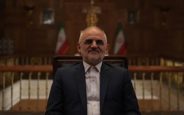 رئیس دفتر رئیس‌جمهور: حوادث دی‌ماه را نمی‌توان صرفاً به اصلاح اقتصادی نسبت داد/ کریدورها از نان شب برای دولت مهم‌ترند/ ساخت مدرسه کافی نیست؛ کیفیت آموزش باید تغییر کند