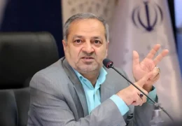 وزیر آموزش و پرورش: در چند روز گذشته شایعاتی درباره استعفای معلمان منتشر شد؛ چهار نفر که معلم نیستند و در جامعه معلمان نیز حضور ندارند این مطلب را منتشر کرده‌اند / پس از بازگشایی مدارس موضوعات دیگری از جمله مسائل مربوط به هنجار‌ها در فضای مدارس مطرح شد و باید نسبت به این جریان‌ها هوشیار باشیم