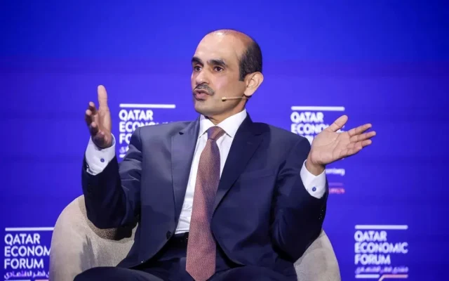 وزیر انرژی قطر: اظهارات وزیر خزانه‌داری آمریکا درباره اینکه تنگه هرمز ظرف دو سال آینده بی‌اهمیت خواهد شد، «اشتباه» است/ تنگه فقط برای انتقال نفت و گاز اهمیت ندارد، بلکه مسیر مهمی برای انواع تجارت محسوب می‌شود
