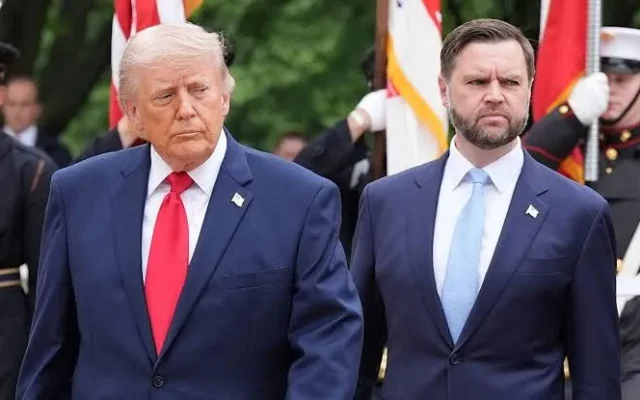 ۲۰ میلیون دلار برای تبلیغ ترامپ؛ پول دولت یا تبلیغات سیاسی؟