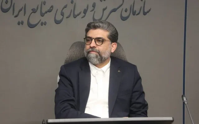 رئیس سازمان گسترش و نوسازی: سهمیه سوخت مالکان خودروهای فرسوده قطع نمی‌شود