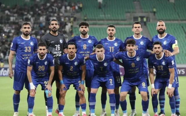 استقلال مقابل تراکتور زنگ خطر را احساس کرد