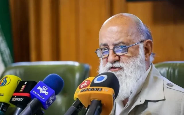 ادعای چمران درباره خشک شدن درختان بوستان چیتگر: درختان به علت کم‌آبی و شرایط سنی دچار بیماری بودند، بنابراین لازم بود حذف شوند
