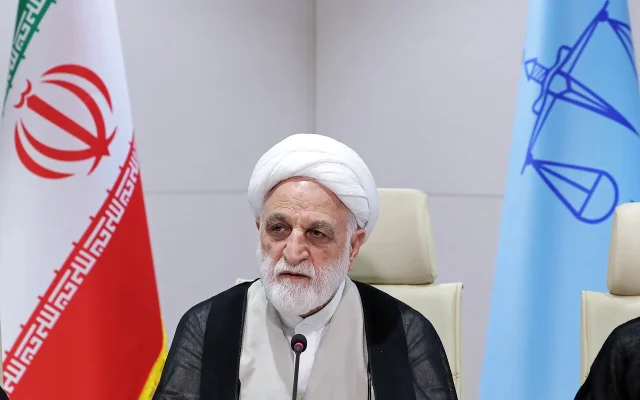 رئیس قوه قضاییه: با هرگونه فساد در درون دستگاه قضا، بدون اغماض برخورد می‌شود
