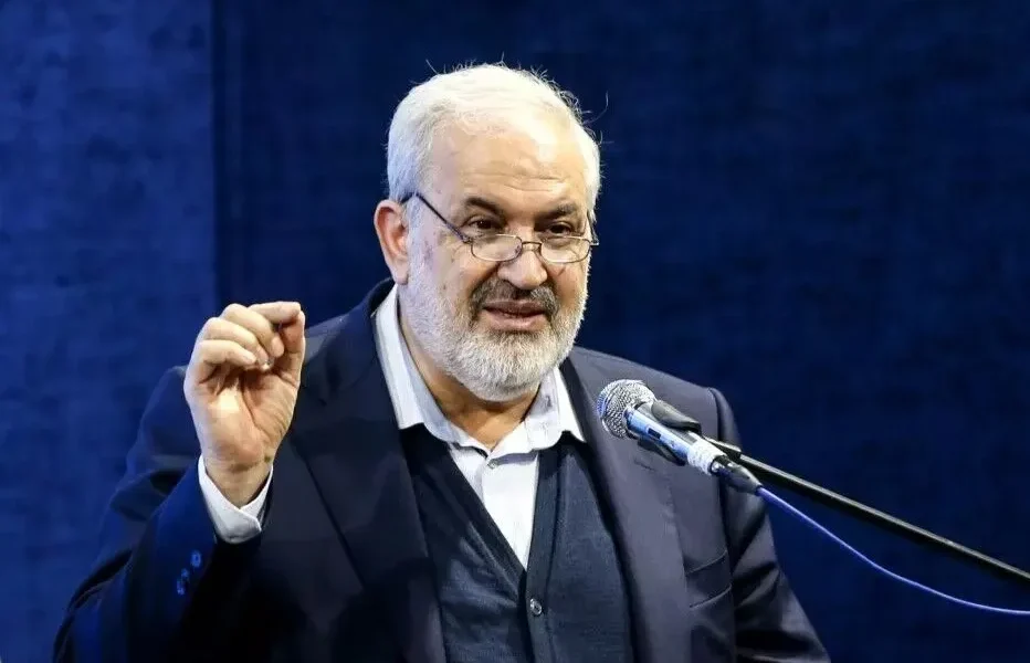 وزیر نیرو: قیمت برق افزایش نمی‌یابد / برای مشترکان پرمصرف جرایم سنگین در نظر گرفته شده