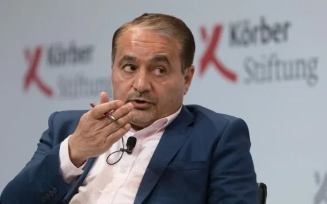 سید حسین موسویان: اگر آمریکا به دنبال توافقی گسترده‌تر است، نخست باید به تفاهم‌نامه اسلام‌آباد بازگردد و سپس درباره توسعه آن مذاکره کند / تجربه چهار دهه گذشته نشان داده است که توافق‌های محدود و مقطعی دوام چندانی ندارند؛ آنچه مورد نیاز است، یک توافق جامع است که علاوه بر برنامه هسته‌ای، به ریشه‌های اصلی بحران نیز بپردازد