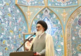 امام جمعه قم: هنگامی که عفاف، حجاب و حیا هدف تهاجم دشمن قرار می‌گیرد، مرز‌های اعتقادی و اخلاقی جامعه در معرض آسیب قرار می‌گیرد / مسئولان و خانواده‌ها نباید اجازه بدهند این تهاجم به محیط خانواده، ادارات و اجتماع راه پیدا کند