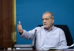 پزشکیان: اگر به جای ایراد گرفتن و نقد دیگران، گره از کار مردم باز می‌کردیم، روند سرمایه اجتماعی به اینجا نمی‌رسید