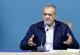 پزشکیان: می خواهم در کنار آنهایی قرار بگیرم که از انسجام و عزت مملکت دفاع می‌ کنند