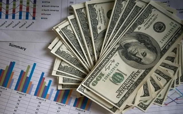 فرشاد مومنی: اقتصاد ایران مسیر را برای یکه‌تازی مافیا هموار کرده است!