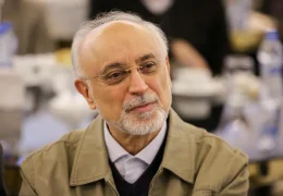 علی‌اکبر صالحی: ریشه‌داشتن در یک فرهنگ ملی، نه مانع جهان‌شمولی، بلکه می‌تواند سرچشمه آن باشد؛ اندیشه‌ای که از تجربه‌ای اصیل و عمیق برمی‌خیزد، توانایی بیشتری برای برقراری ارتباط با وجدان مشترک انسان‌ها دارد / درخشش جهانی حافظ جلوه‌ای از ظرفیت فرهنگ ایرانی برای گفت‌و‌گو با جهان است